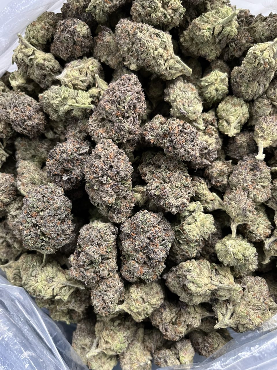 Light assist Purple Cream 🍦   — Indica available in Los Angeles