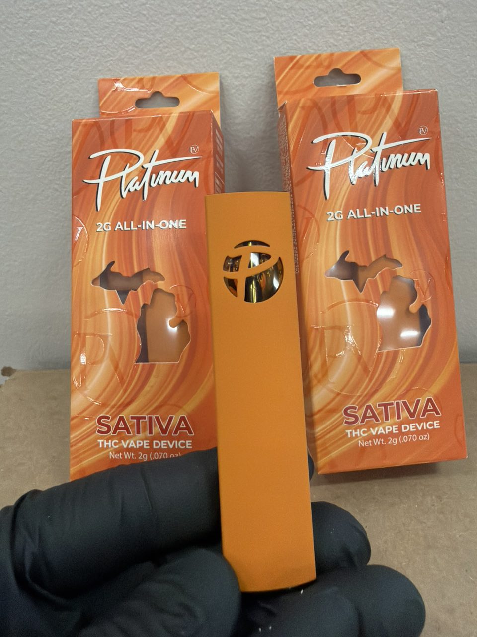 Platinum 2G dispo — Carts available in Los Angeles